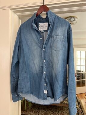 Frank & Eileen Washed Denim Button-Down Shirt - Light Blue